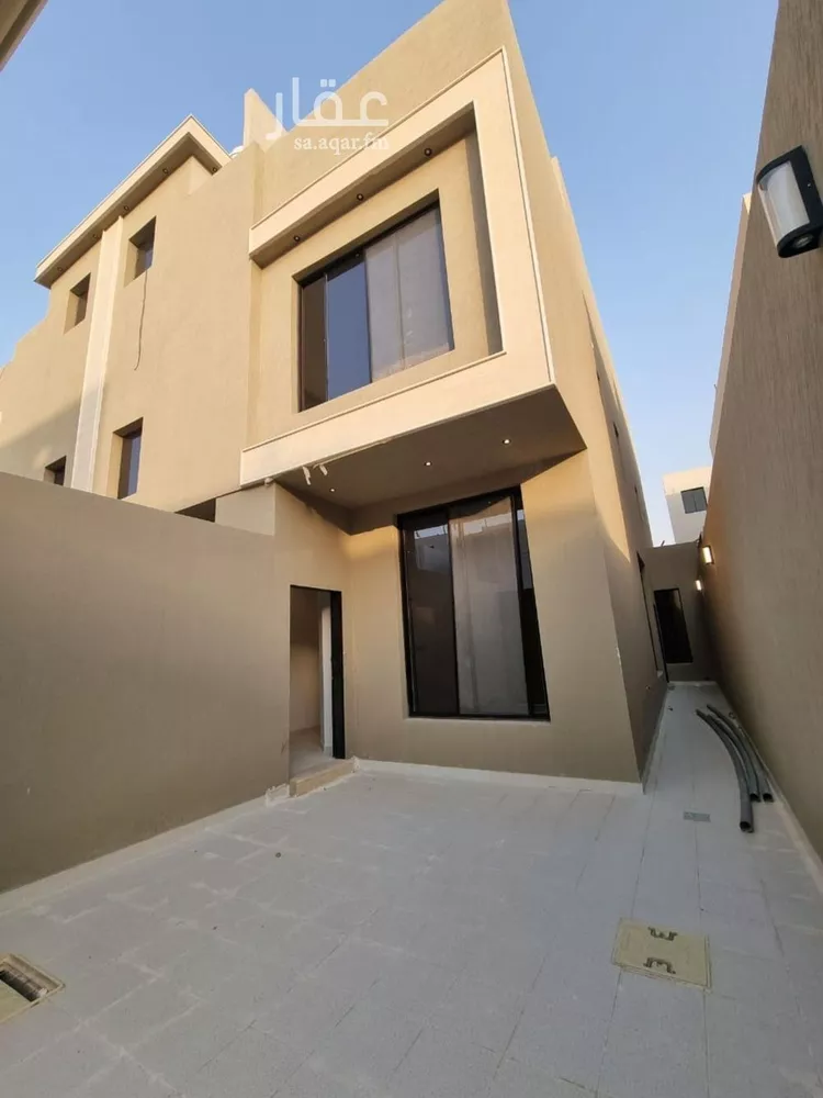 دور للبيع في شارع مالك بن الحارث, حي بدر, مدينة الرياض, منطقة الرياض