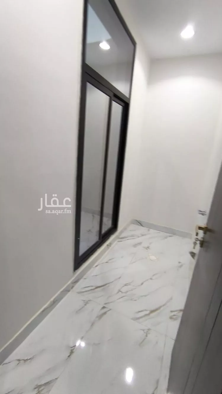 فيلا للبيع في شارع الصفح, حي العريجاء, مدينة الرياض, منطقة الرياض صورة 4