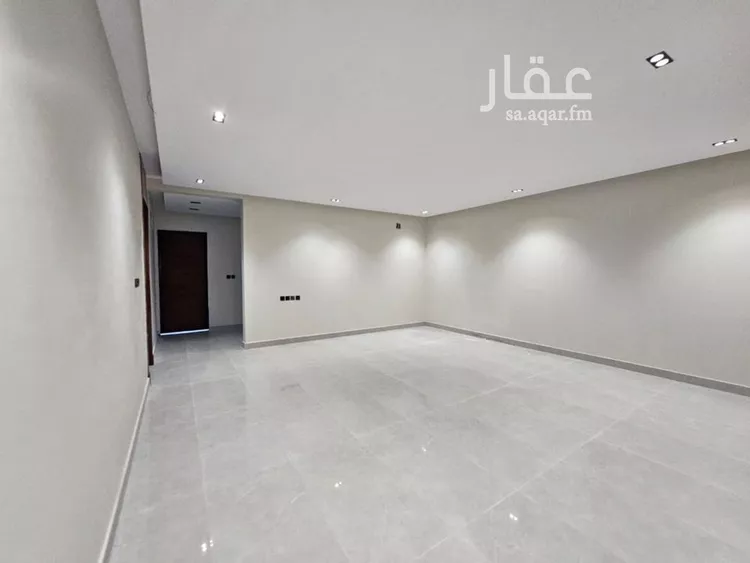 دور للبيع في شارع النسور, حي طيبة, مدينة الرياض, منطقة الرياض صورة 2