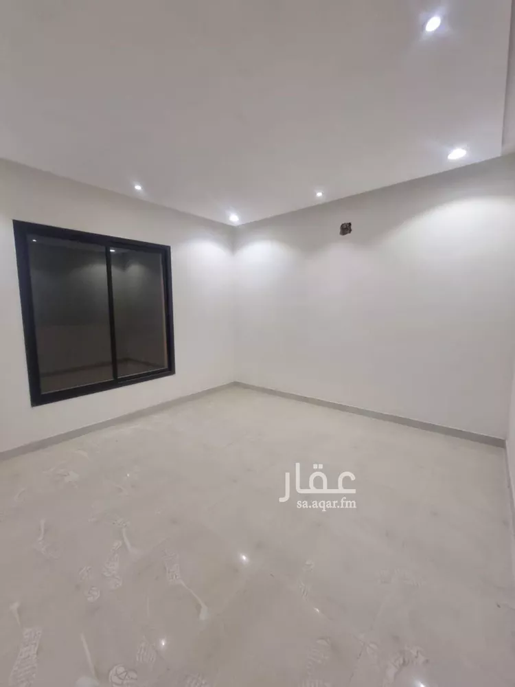 دور للبيع في شارع جعفر بن الحداد, حي عكاظ, مدينة الرياض, منطقة الرياض صورة 3