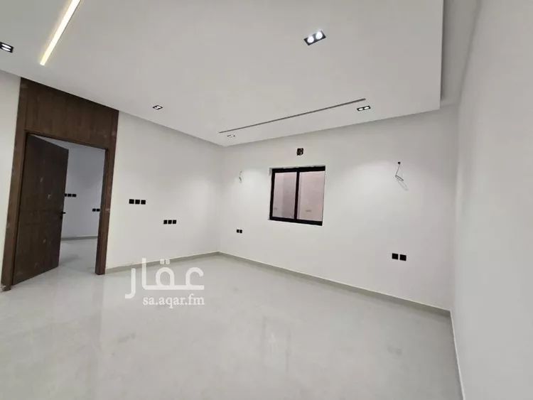 دور للبيع في شارع عبدالرحمن الرازي, حي عكاظ, مدينة الرياض, منطقة الرياض صورة 2