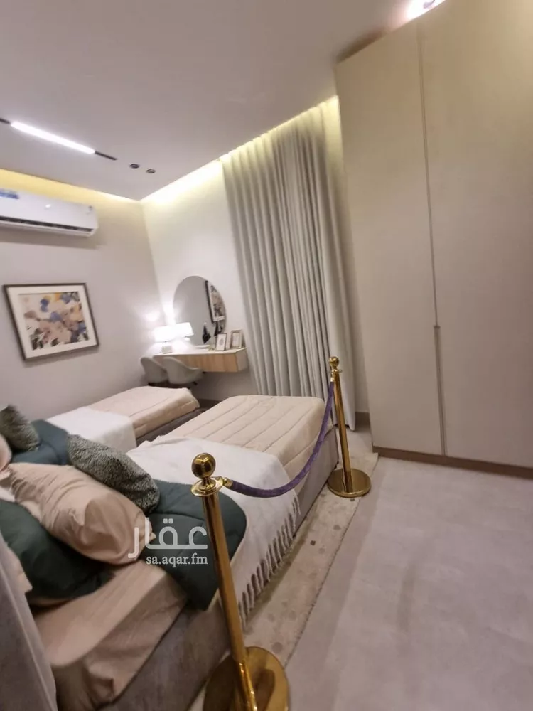 فيلا للبيع في شارع ابن سيدة اللغوي, حي عكاظ, مدينة الرياض, منطقة الرياض صورة 5