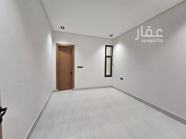 فيلا للبيع في شارع صالح الخزرجي, حي العريجاء, مدينة الرياض, منطقة الرياض صورة 3