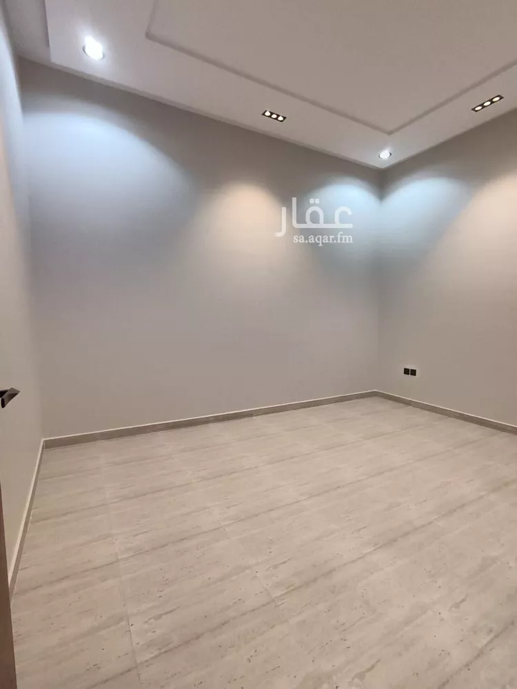 فيلا للبيع في شارع المطاوي, حي العريجاء الغربي, مدينة الرياض, منطقة الرياض صورة 4