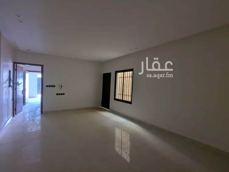 دور للبيع في شارع أم يونس, حي عكاظ, مدينة الرياض, منطقة الرياض صورة 5