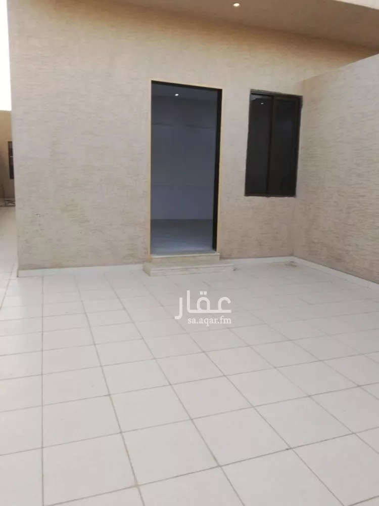 دور للبيع في شارع عبدالمنعم بن أبي نصر, حي الشفاء, مدينة الرياض, منطقة الرياض