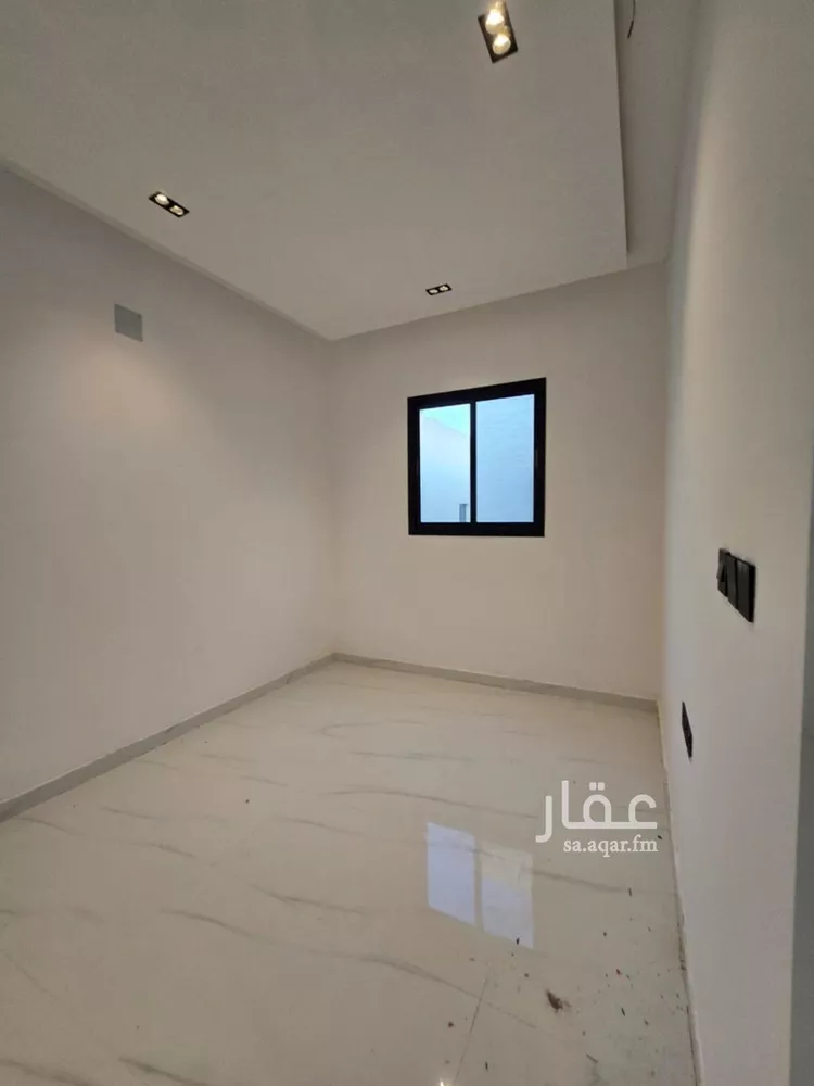 دور للبيع في شارع رضي الدين الحنبلي, حي عكاظ, مدينة الرياض, منطقة الرياض صورة 2