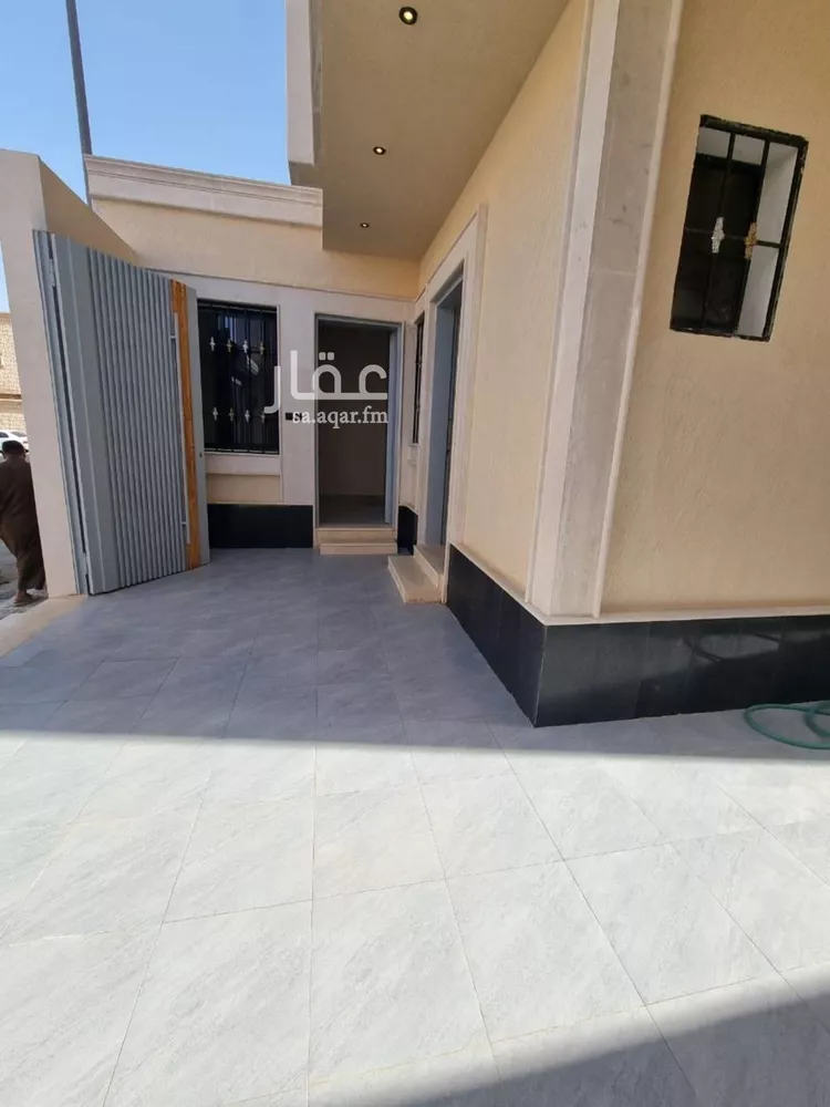 فيلا للبيع في شارع ام ريم, حي العريجاء الغربي, مدينة الرياض, منطقة الرياض صورة 2