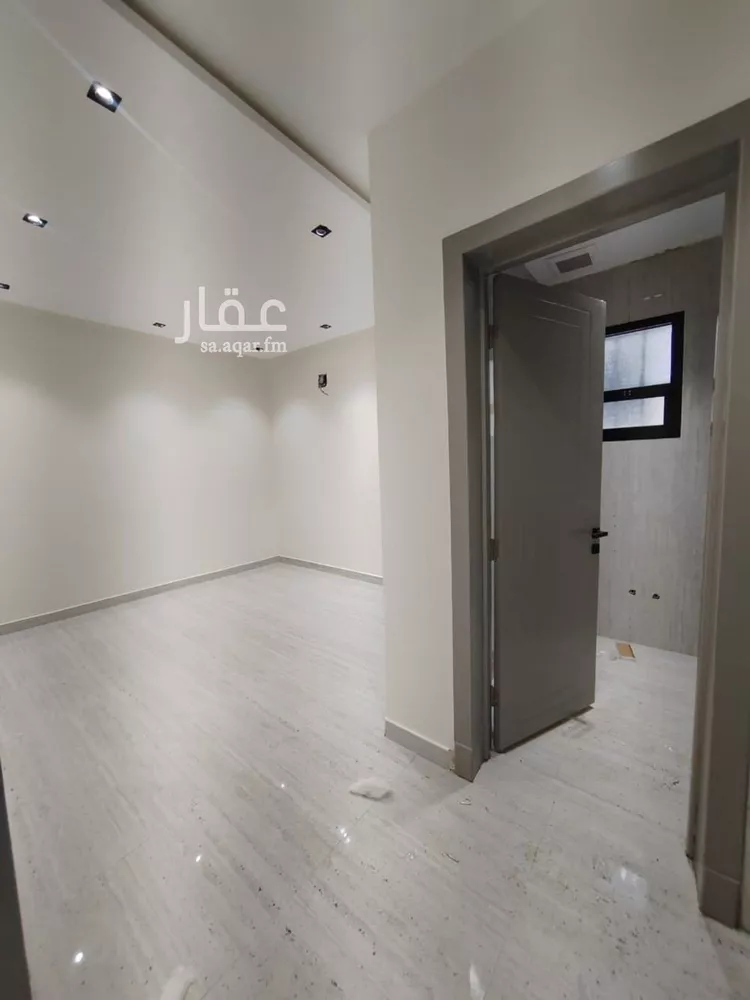 فيلا للبيع في شارع تاج الدين بن أحمد الدهان, حي طويق, مدينة الرياض, منطقة الرياض صورة 3