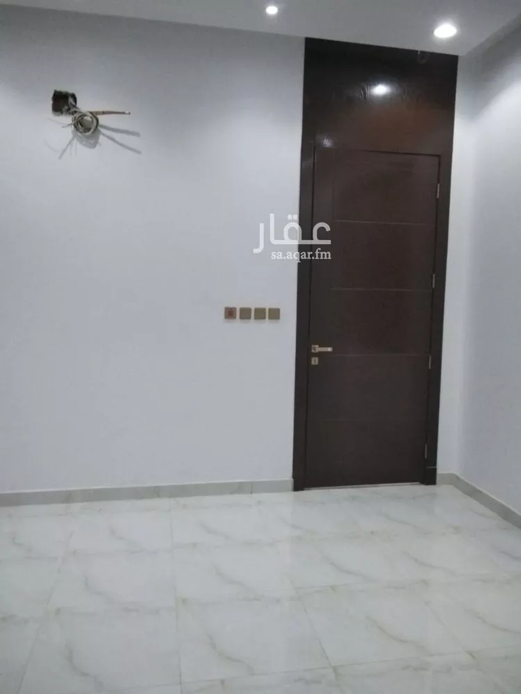 دور للبيع في شارع عبدالمنعم بن أبي نصر, حي الشفاء, مدينة الرياض, منطقة الرياض صورة 2