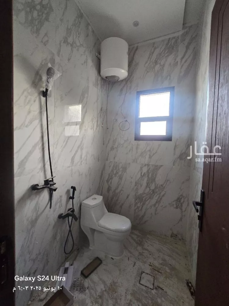 دور للبيع في شارع الخفجي, حي طيبة, مدينة الرياض, منطقة الرياض صورة 4
