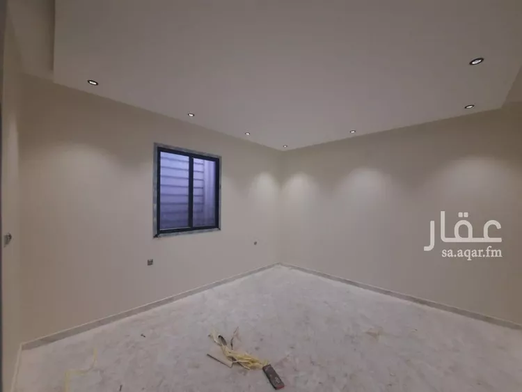 دور للبيع في شارع مالك بن الحارث, حي بدر, مدينة الرياض, منطقة الرياض صورة 4