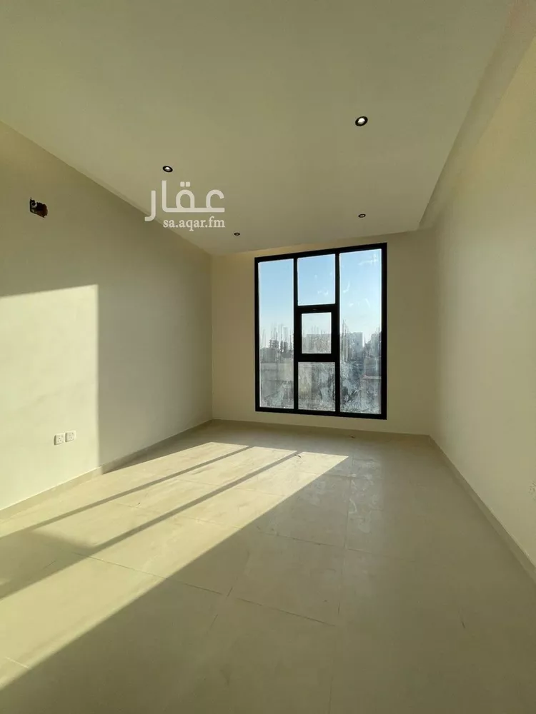 فيلا للبيع في شارع الجديعان, حي عكاظ, مدينة الرياض, منطقة الرياض صورة 2