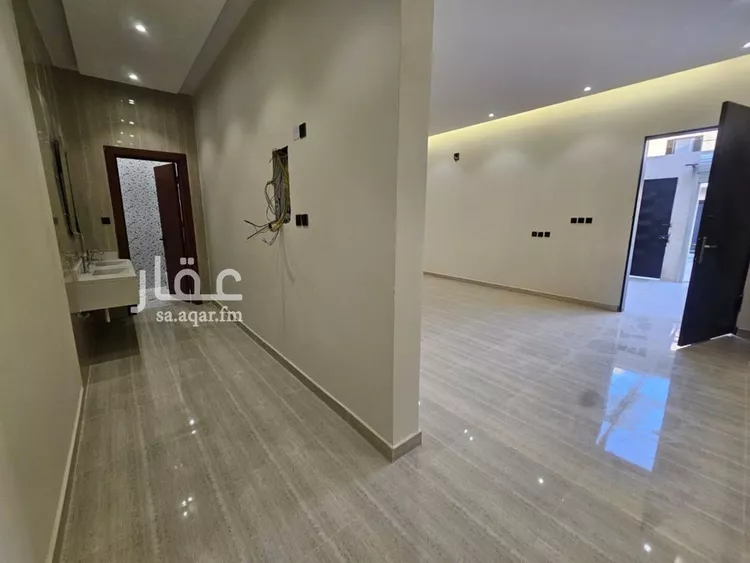 دور للبيع في شارع مالك بن الحارث, حي بدر, مدينة الرياض, منطقة الرياض صورة 5