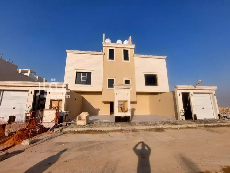 شقة للبيع في شارع إبراهيم الخزرجي, حي عكاظ, مدينة الرياض, منطقة الرياض