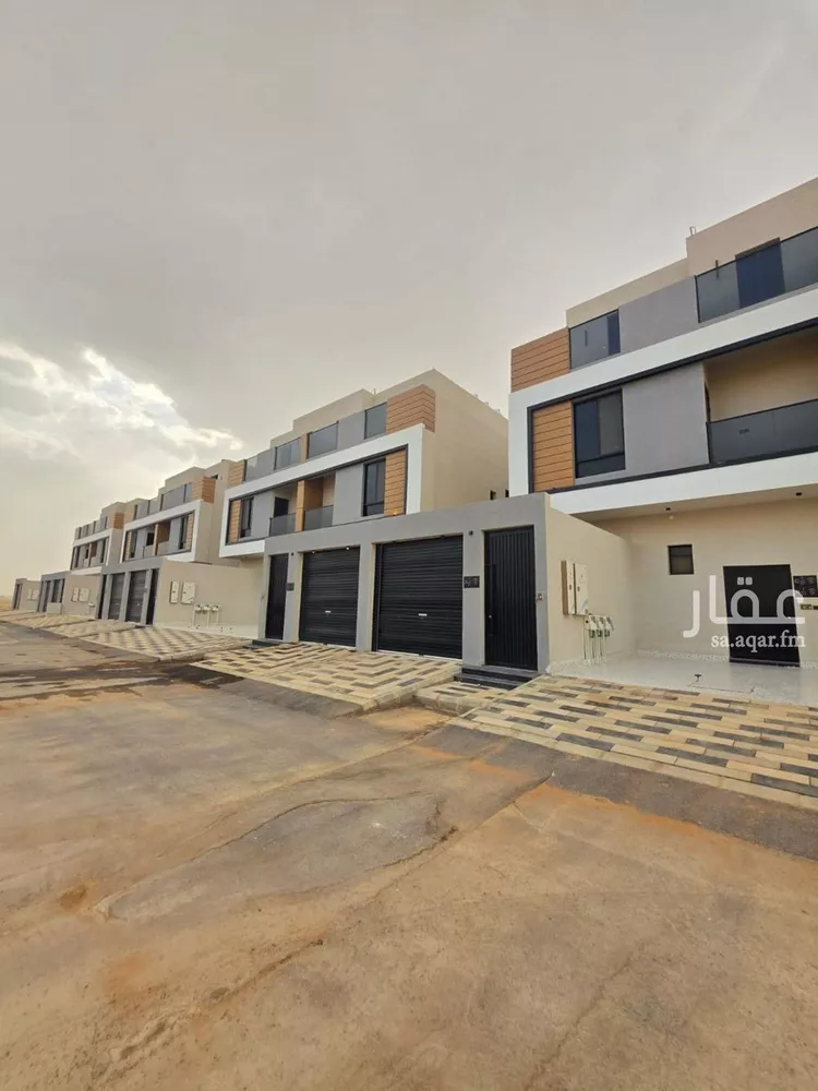 دور للبيع في شارع العاقولي, حي الرمال, مدينة الرياض, منطقة الرياض صورة 2