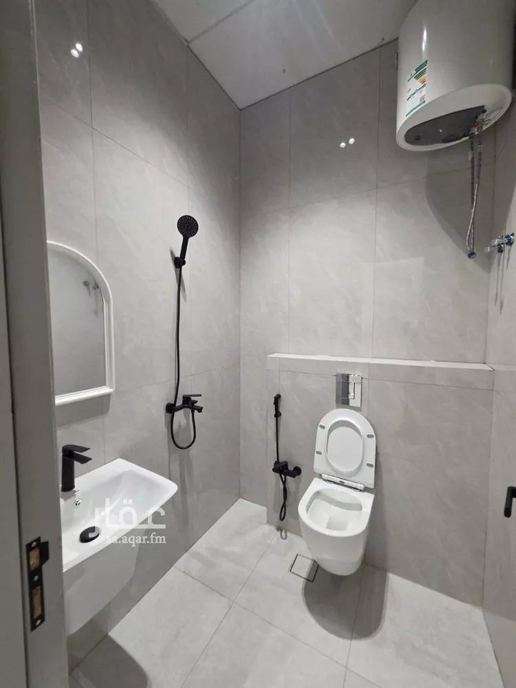 فيلا للبيع في شارع السائب بن زيد, حي البيان, مدينة الرياض, منطقة الرياض صورة 3