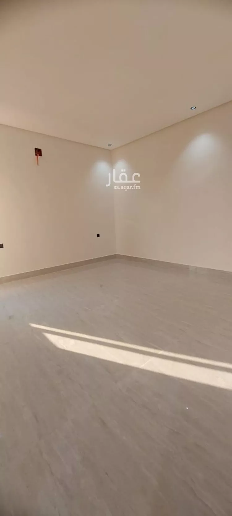 دور للبيع في شارع زياد بن طارق, حي العوالي, مدينة الرياض, منطقة الرياض صورة 5