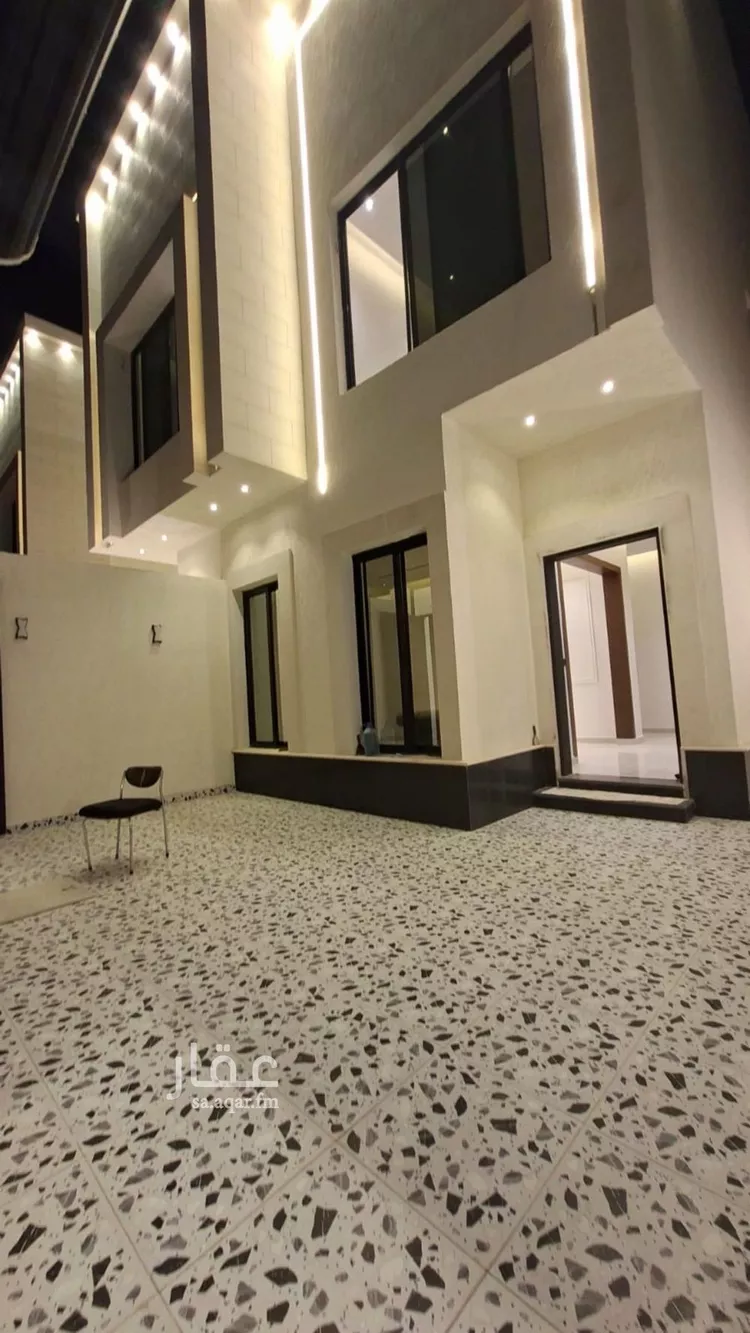 دور للبيع في شارع زياد بن الطفيل, حي البيان, مدينة الرياض, منطقة الرياض صورة 2
