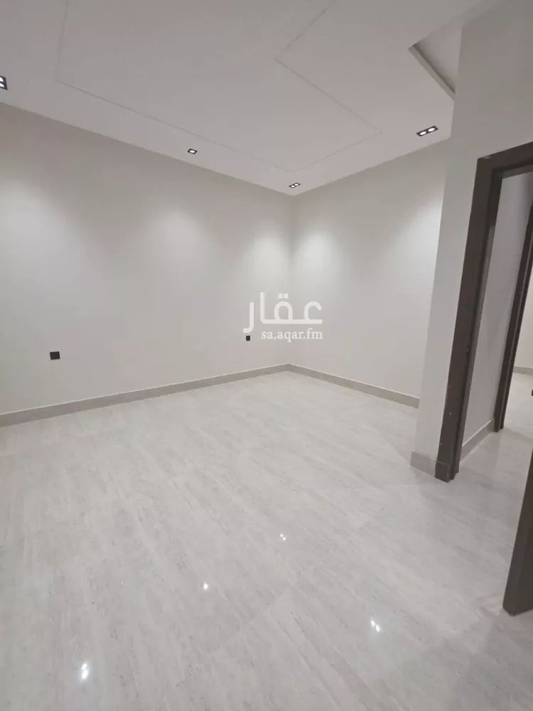 Floor for Sale in Riyadh Tuwaiq 13