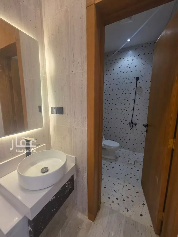 فيلا للبيع في شارع رشيد, حي عكاظ, مدينة الرياض, منطقة الرياض صورة 5