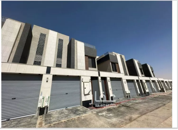 دور للبيع في شارع محمد بن مسلم الطائفي, حي ديراب, مدينة الرياض, منطقة الرياض صورة 2