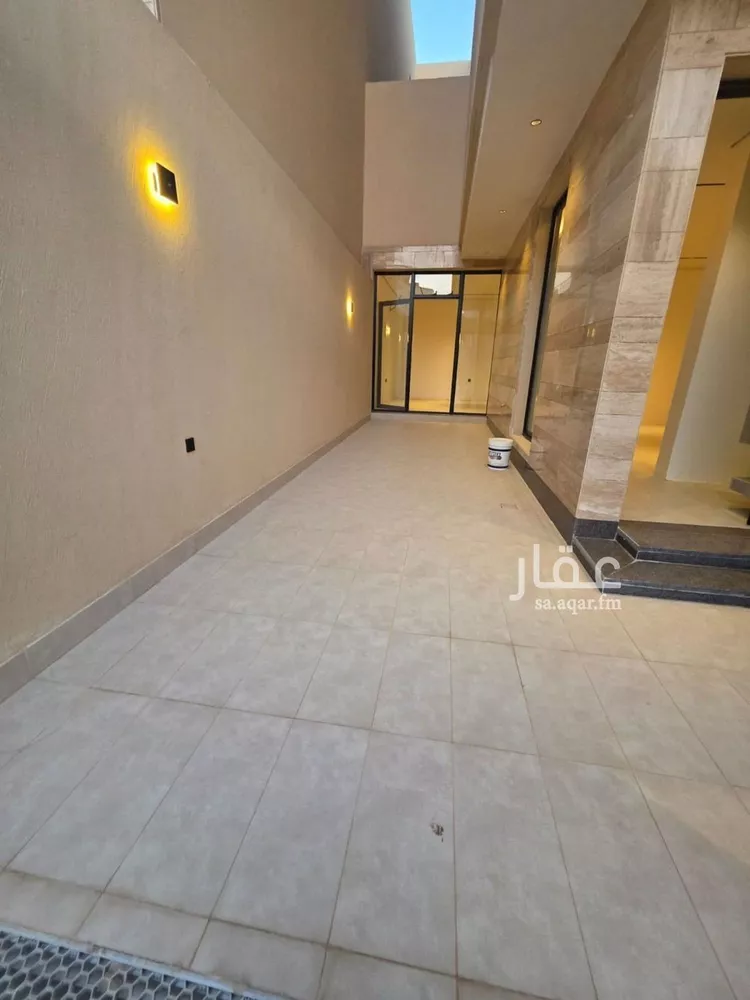 دور للبيع في شارع المازني, حي المعيزيلة, مدينة الرياض, منطقة الرياض صورة 3