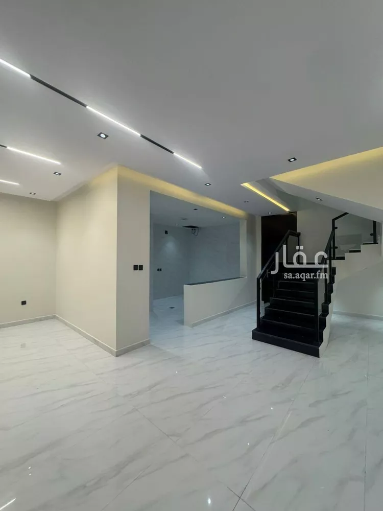 دور للبيع في شارع صالح بن عذل, حي الرمال, مدينة الرياض, منطقة الرياض صورة 3