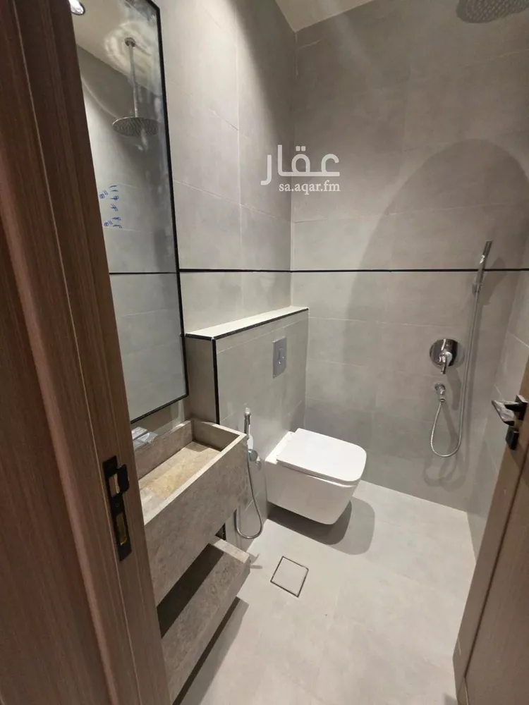 دور للبيع في شارع الماطري, حي المعيزيلة, مدينة الرياض, منطقة الرياض 11