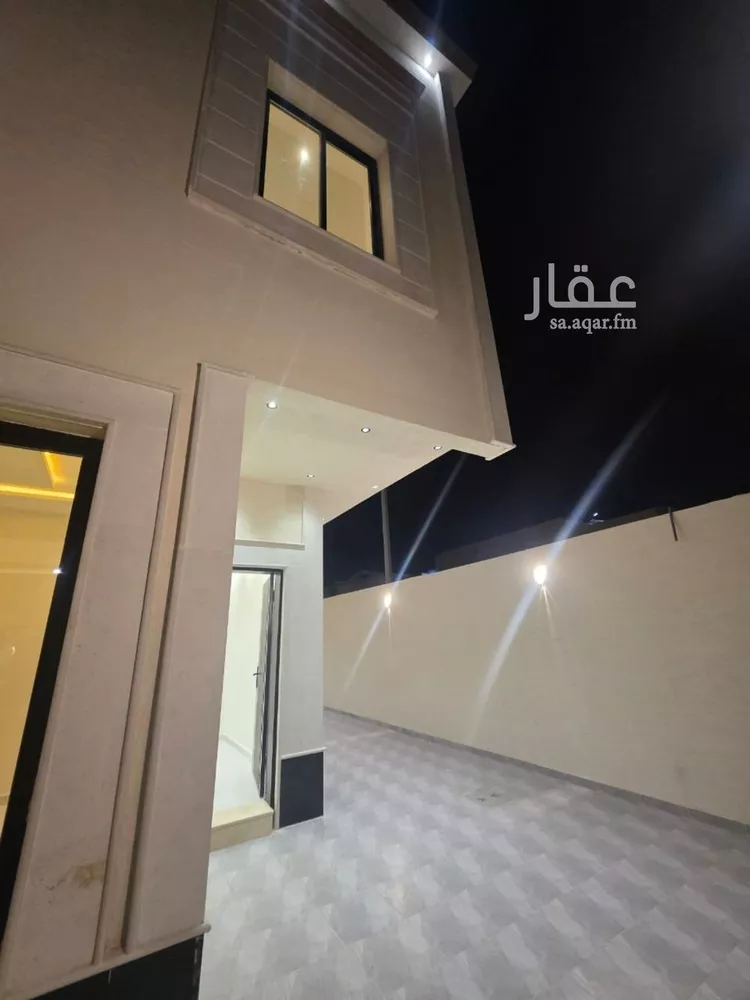 دور للبيع في شارع زياد بن سعد, حي أحد, مدينة الرياض, منطقة الرياض صورة 4