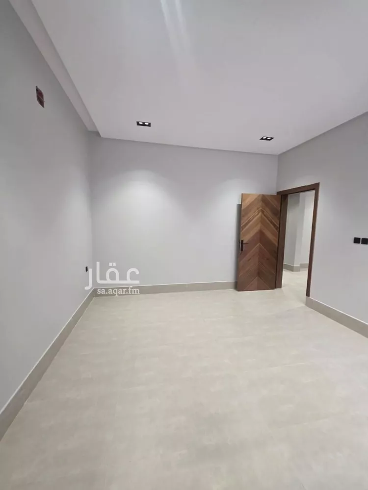 Floor for Sale in Riyadh Tuwaiq 7