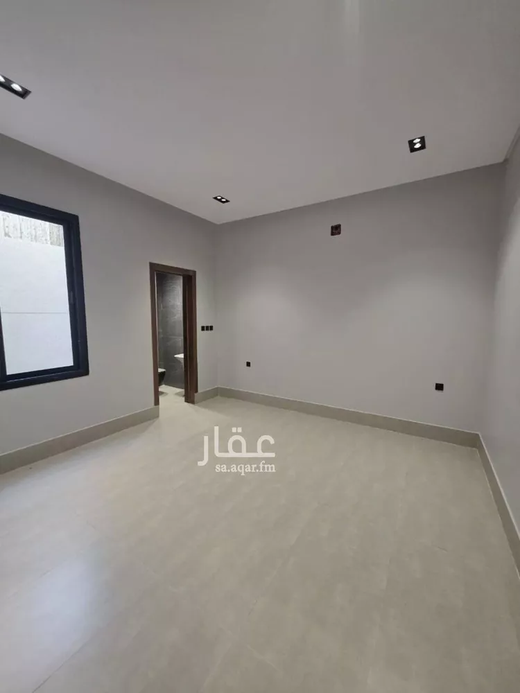 Floor for Sale in Riyadh Tuwaiq 14
