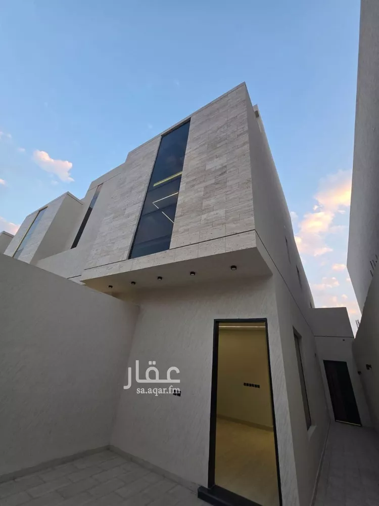 دور للبيع في شارع أصبغ بن محمد, حي العوالي, مدينة الرياض, منطقة الرياض صورة 3