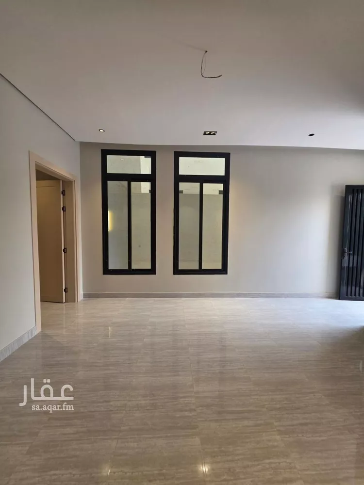 دور للبيع في شارع سلمان الراذاني, حي طويق, مدينة الرياض, منطقة الرياض 7