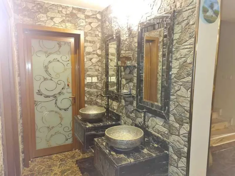 فيلا للبيع في شارع المضمار, حي الوادي, مدينة الرياض, منطقة الرياض صورة 3