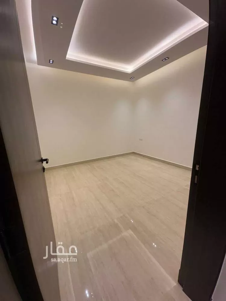 دور للبيع في شارع الوادي الاخضر, حي ديراب, مدينة الرياض, منطقة الرياض 6