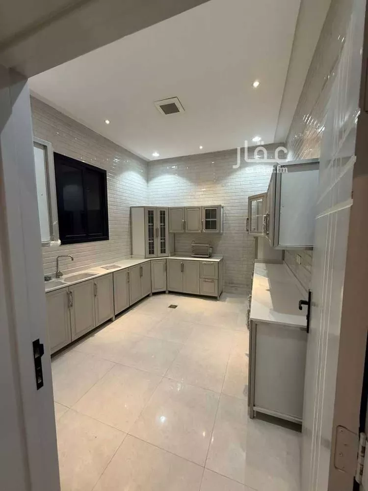 عمارة للإيجار في شارع عثمان بن صدقة, حي طويق, مدينة الرياض, منطقة الرياض صورة 5