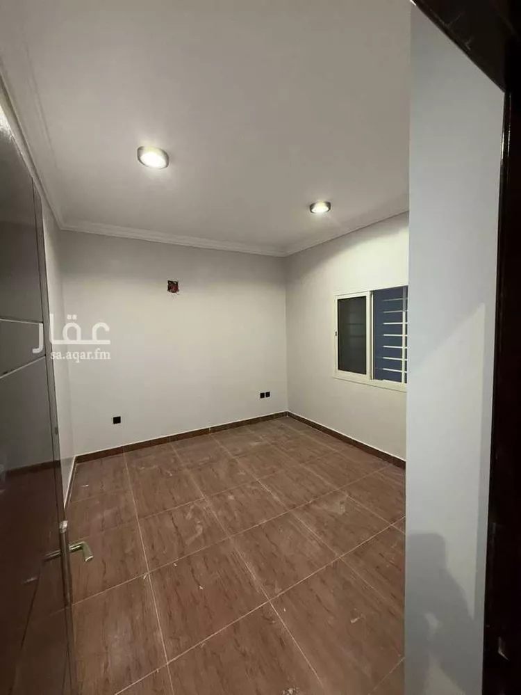 Floor for Sale in Riyadh Tuwaiq