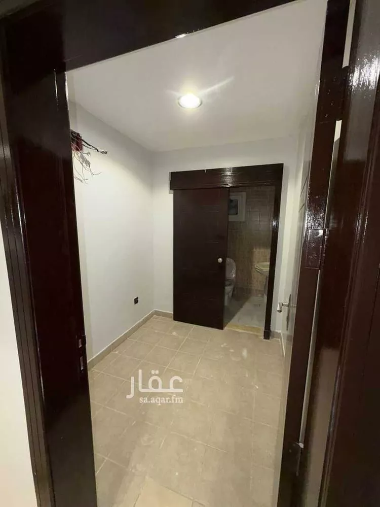 Floor for Sale in Riyadh Tuwaiq صورة 4
