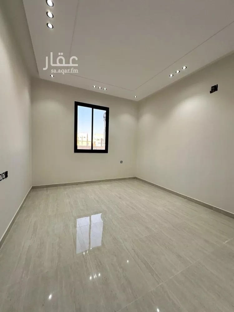 دور للبيع في شارع المضيبعة, حي الحزم, مدينة الرياض, منطقة الرياض صورة 2