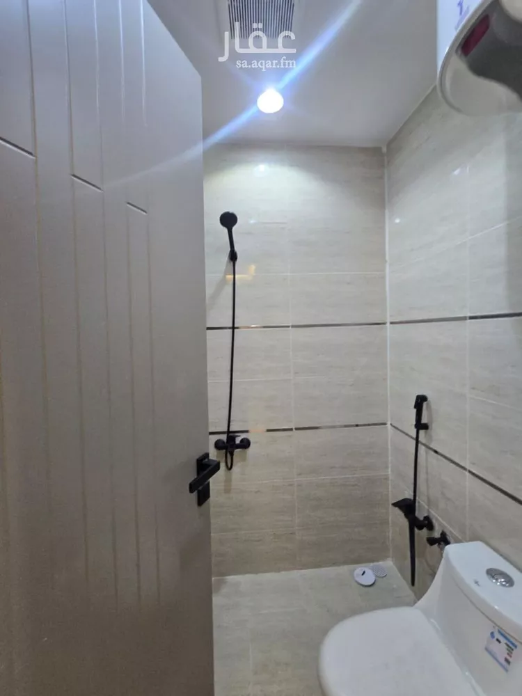 Floor for Sale in Riyadh Badr 10