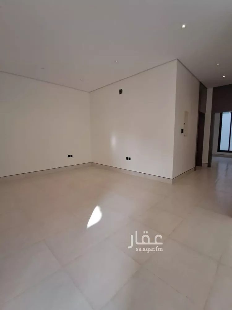 Floor for Sale in Riyadh Sultanah 13