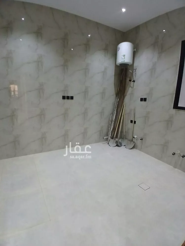 دور للبيع في شارع نجم الدين الايوبي الفرعي, حي طويق, مدينة الرياض, منطقة الرياض صورة 4