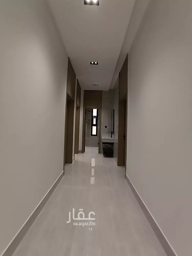 دور للبيع في شارع عبدالله الهزاني, حي طويق, مدينة الرياض, منطقة الرياض صورة 2