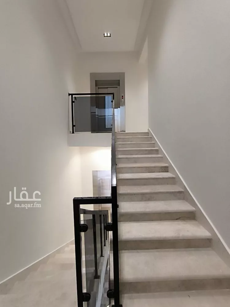 دور للبيع في شارع عبدالله الهزاني, حي طويق, مدينة الرياض, منطقة الرياض صورة 4
