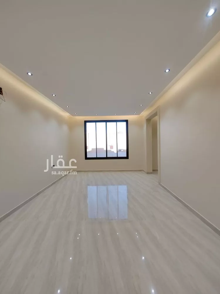 فيلا للبيع في شارع الشبارقة, حي العريجاء الغربي, مدينة الرياض, منطقة الرياض صورة 3