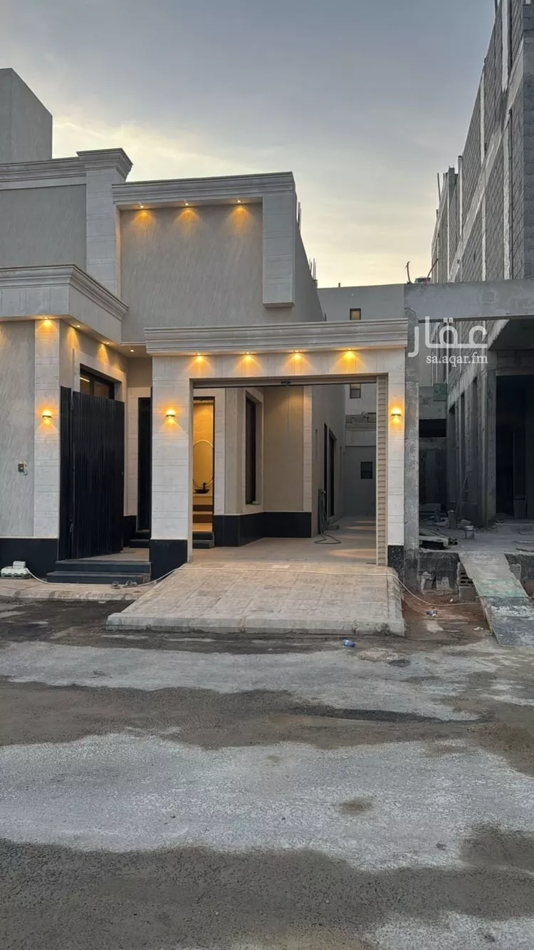 دور للبيع في شارع جولاء, حي الجنادرية, مدينة الرياض, منطقة الرياض 7