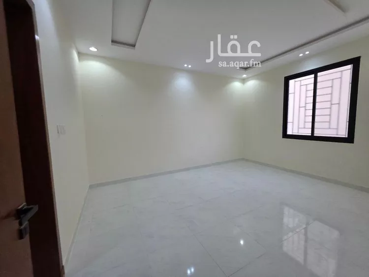 Floor for Sale in Riyadh Badr 6