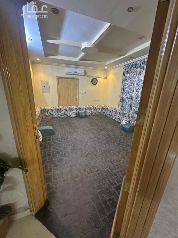 فيلا للبيع في شارع رقم 1, حي بدر, مدينة الرياض, منطقة الرياض 8