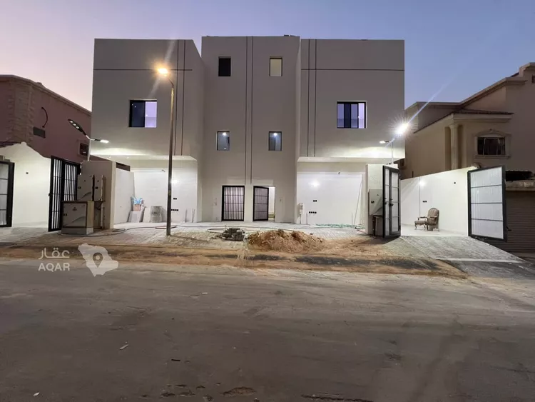 Floor for Sale in Riyadh Az Zahrah